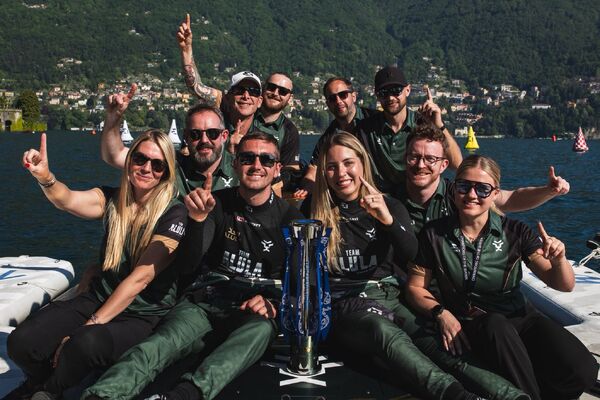 6fafe404-6867-40ad-af14-a5a04d93dfd6